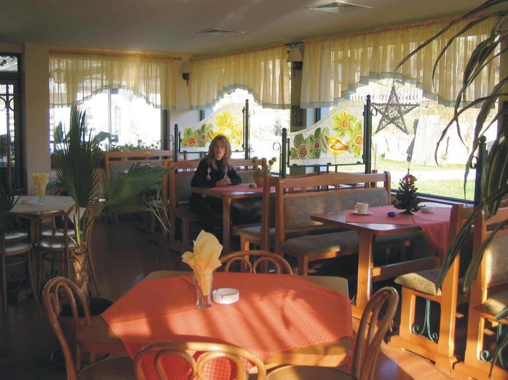 Family Hotel Fenerite ガブロヴォ エクステリア 写真